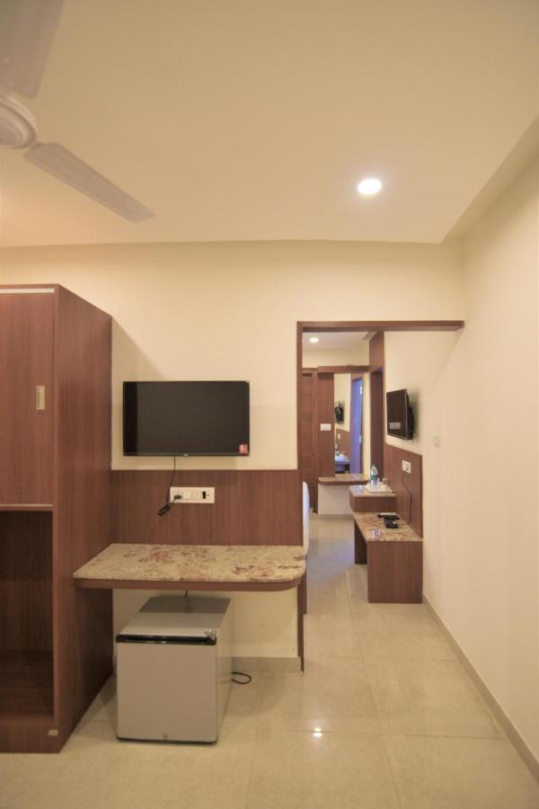 Hotel Dasya - Formerly Nice Stay The Business Hotel Bangalore Exterior foto